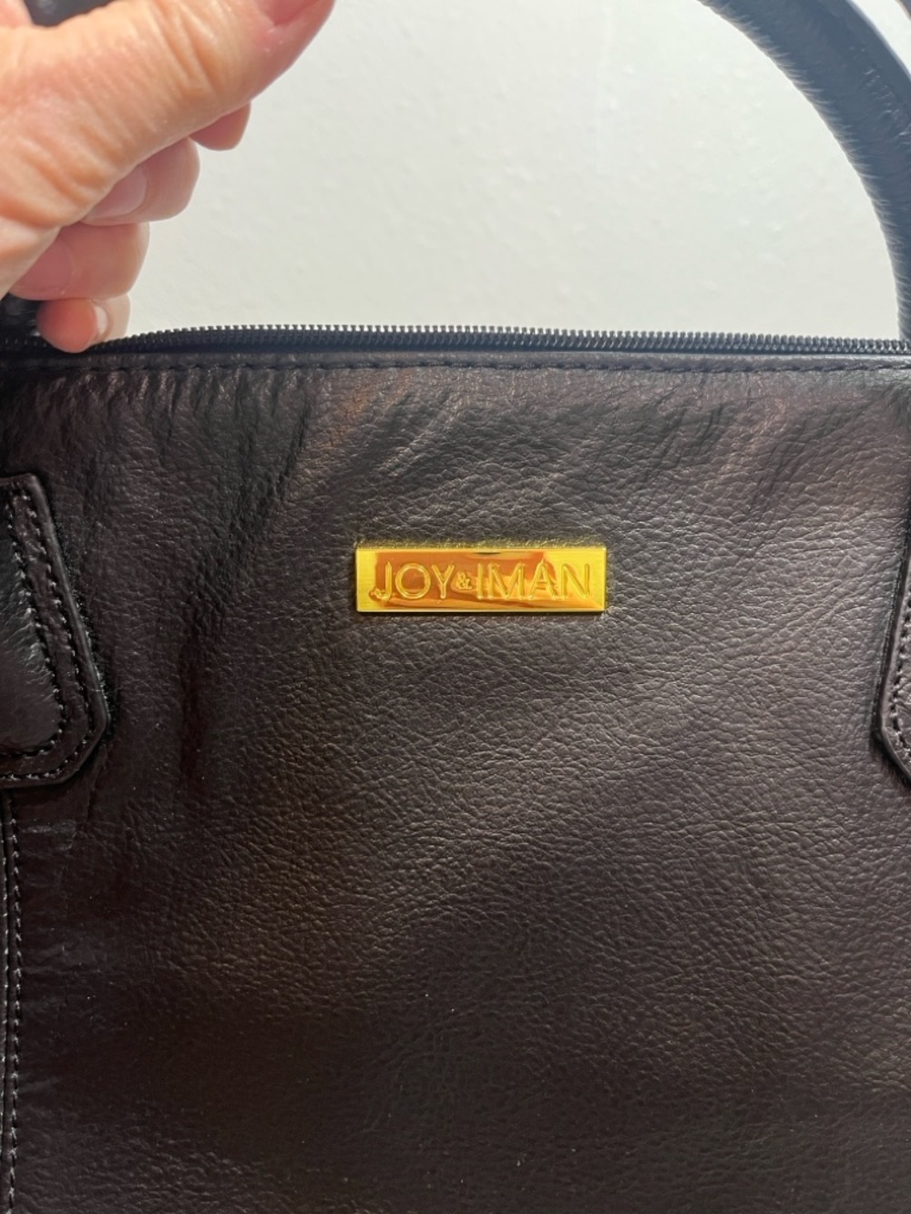 Joy & Iman Black Leather Rolling Weekender Travel Bag XL NWoT gold hardware - Picture 3 of 16